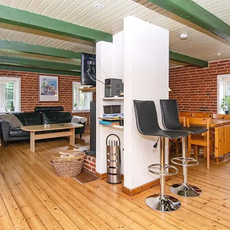 Holiday home Xvii *